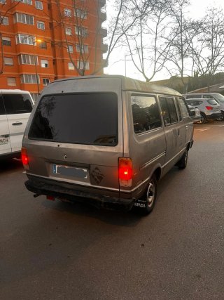 Nissan Vanette 1989