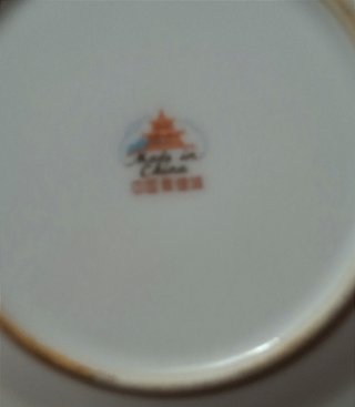 "PLATO de PORCELANA DECORATIVA FLORAL VINTAGE".