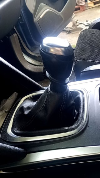 GUARNECIDOS PALANCA CAMBIO Renault Megane IV Berlina 5P (12.2015->)