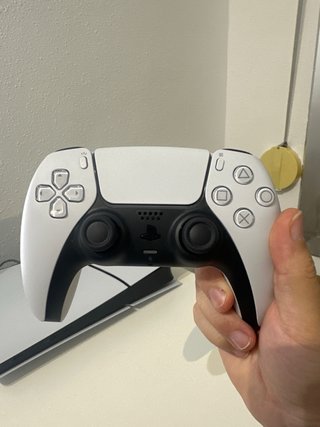 PS5 Slim Digital 825GB - Comprada en Agosto Novo
