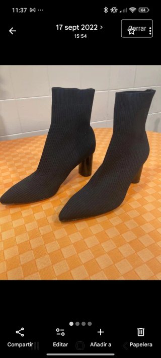 Botines negros de tacón