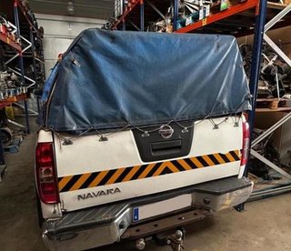 Caja relés fusibles nissan 25360ad000 navara 42149
