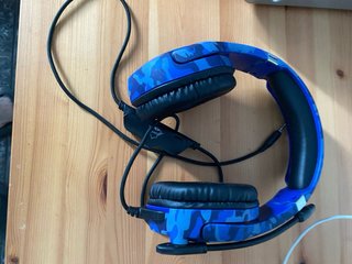 Auriculares Trust GXT 488 Frozen PS4