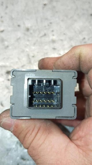 Caja relés / mitsubishi mn117823 montero 3.2 43703