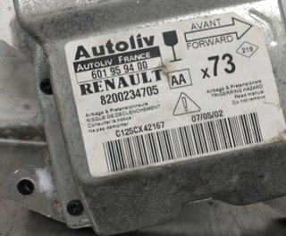 8200234705 centralita renault vel (bj0) 2.2 398703