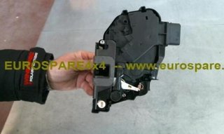 Cerradura puerta lr072414 land rover new 2.2 13652