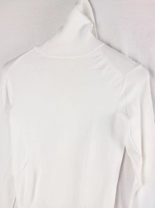 Maglione Dolcevita Bianco con Dettagli ai Polsi
