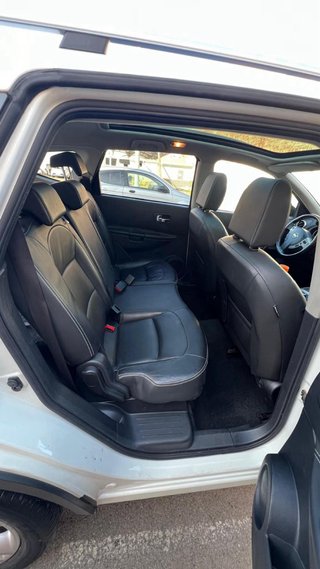 Nissan Qashqai+2 2011