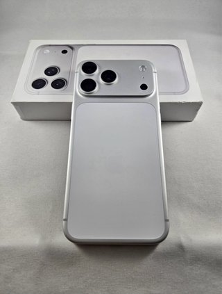 iPhone 17 Pro Max Argento