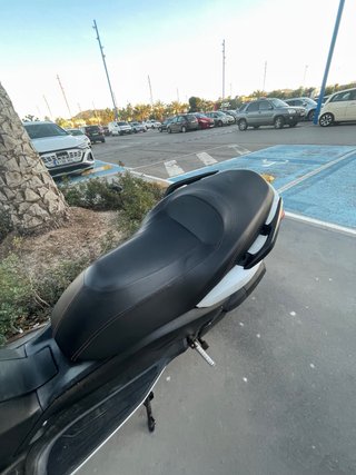 Yamaha X-Max 250 Scooter