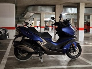 Kymco Xciting S400 Maxi Scooter