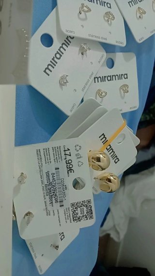 Lote de anillos dorados Miramira nuevos.