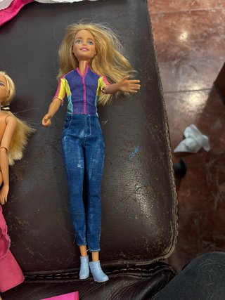 Barco Barbie con Delfines