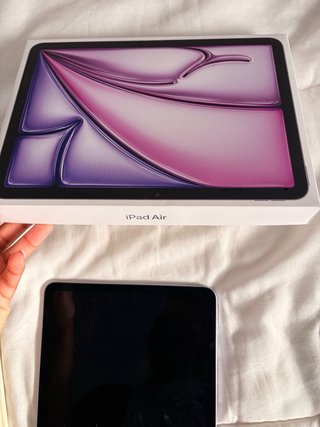 iPad Air 11 128GB Wi-Fi Morado