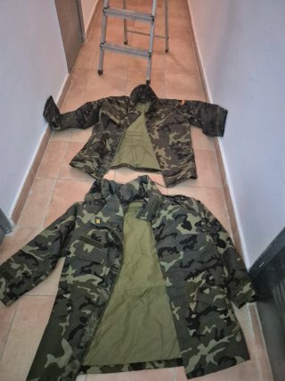 Precio en privado. Ropa militar UME y Ejercito tie