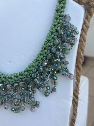 Collana uncinetto fatta a mano