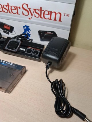 Sega Master System II Completa con Everdrive