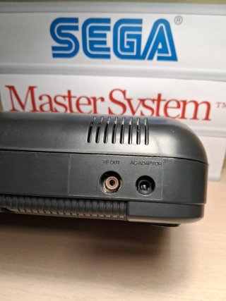 Sega Master System II Completa con Everdrive
