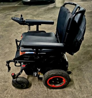 SILLA DE RUEDAS ELÉCTRICA