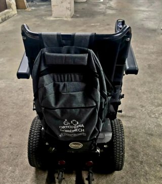 SILLA DE RUEDAS ELÉCTRICA
