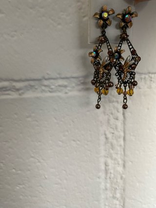 Pendientes Sorrelli Dama Mariposa Flores