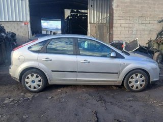 Paragolpes tras ford 4m51a17906 focus c-max 241373