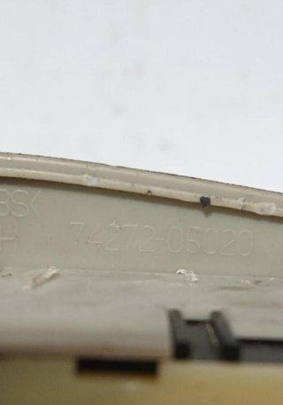 Mando elevalunas toyota 7427205020 avensis 172366