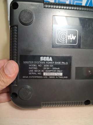 Consola Sega Master System II + Out Run L05
