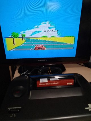 Consola Sega Master System II + Out Run L05