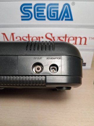 Consola Sega Master System II + Out Run L05