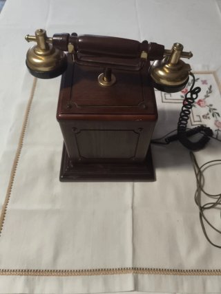 Teléfono Thomas Madera Caoba y latón