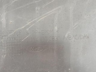 2t1417c831 paragolpes ford transit connect 241554