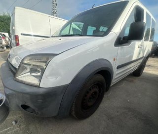 2t1417c831 paragolpes ford transit connect 241554