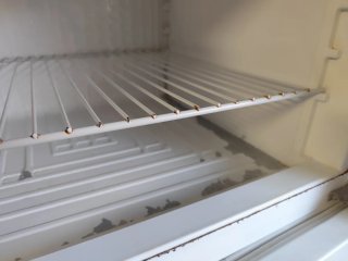 Frigorífico blanco con congelador