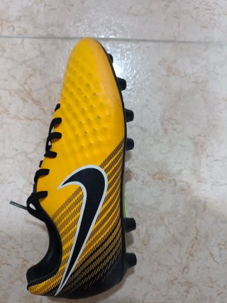 Botas de fútbol Nike Talla 42