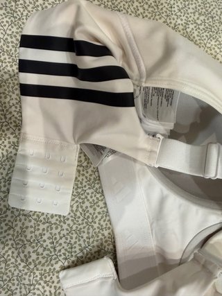 Top deportivo ADIDAS blanco