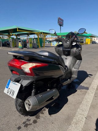 Kymco Superdink 300i
