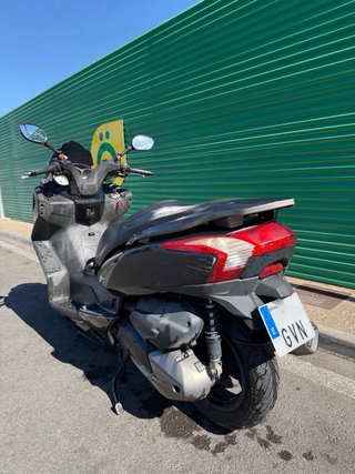 Kymco Superdink 300i