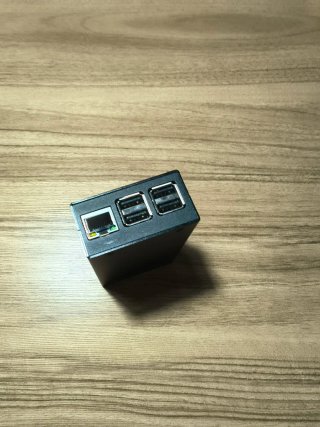 Raspberry Pi 3B. Caja de aluminio.