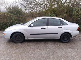 Paragolpes del ford 242498 98ab17757 focus berlina