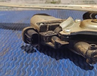 Elevalunas tras der toyota 85720 0k020 hilux 31402