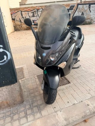 Piaggio X Evo 125 Negra