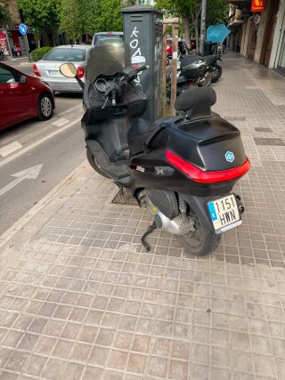 Piaggio X Evo 125 Negra