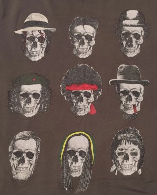 Camiseta Brave Soul Calaveras Talla L