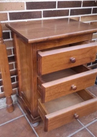 2 Mesitas de noche + cabecero madera