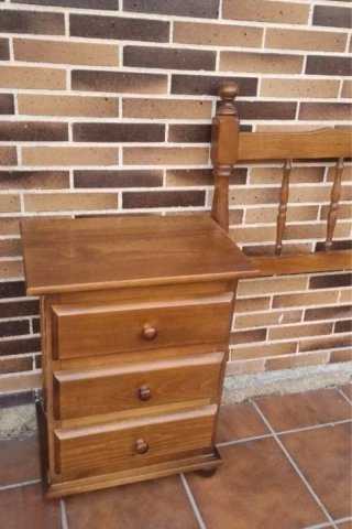 2 Mesitas de noche + cabecero madera