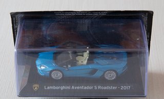 Lamborghini Aventador S Roadster 1:43
