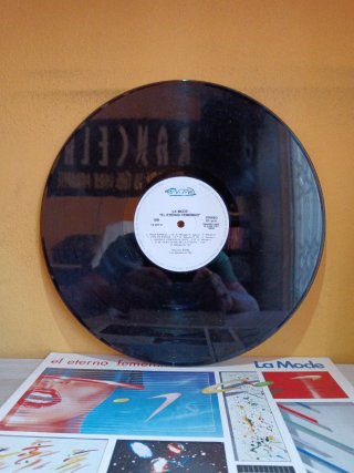 Vinilo EBM remember