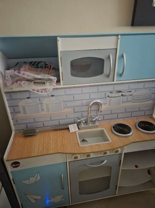 Casa de muñecas con cocina