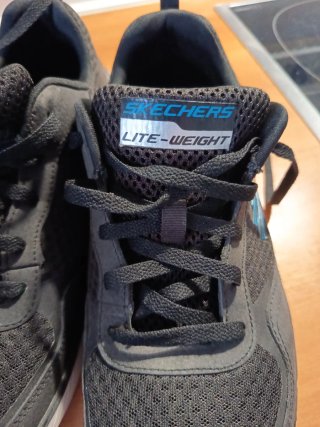 Zapatillas Skechers lite weight Negras